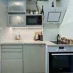 Fastrentbnb Appartement Complet Paris Crimee